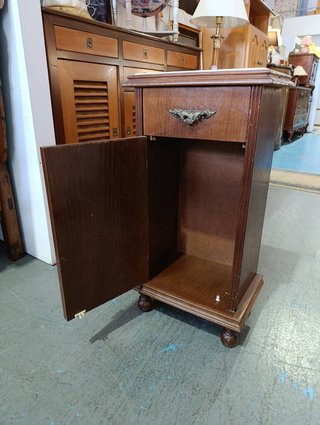 MUEBLE AUXILIAR ENCIMERA DE MÁRMOL
