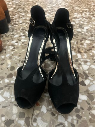 Zapatos de tacón negros