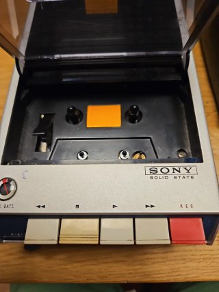 Registratore portatile Sony TC100A non testato.