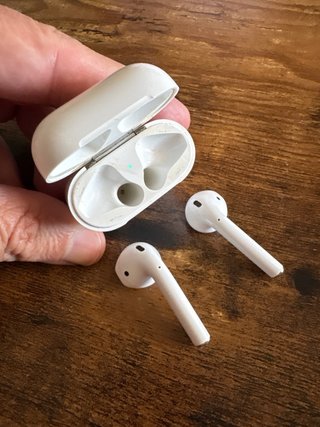 Airpods Apple Blancos (Defectuoso)