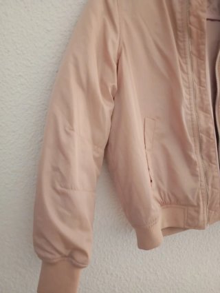 Chaqueta bomber rosa