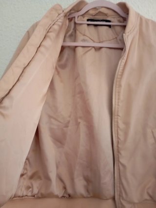 Chaqueta bomber rosa