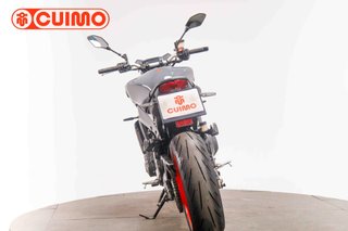 YAMAHA MT 09