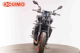 YAMAHA MT 09