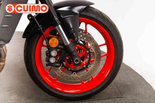 YAMAHA MT 09