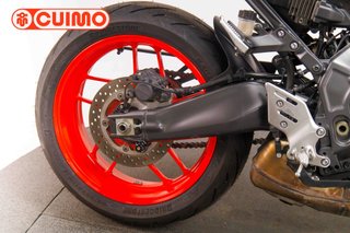 YAMAHA MT 09