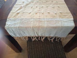 Camino de mesa beige reversible