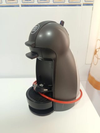 Cafetera Dolce Gusto Negra