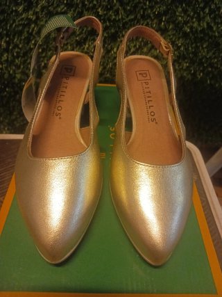 Zapatos Pitillos Destalonados Dorados Talla 41