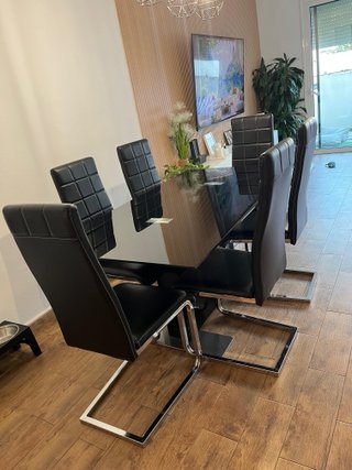 Mesa comedor negra con 6 sillas