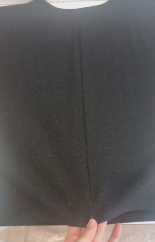 Suéter Negro Media Manga Murciélago Talla M