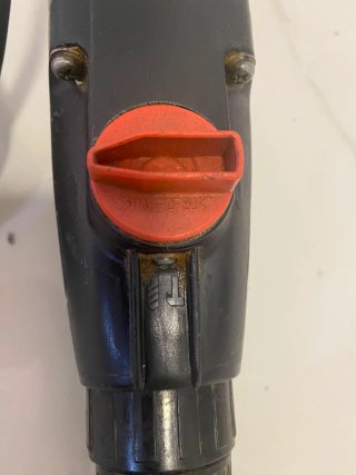 Taladro percutor Makita