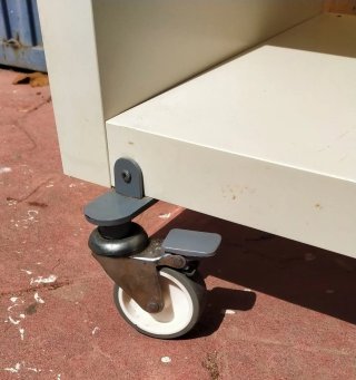 Estantería modular blanca con ruedas