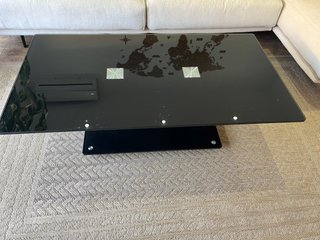 Mesa de centro cristal negro