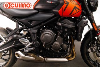 TRIUMPH TRIDENT 660