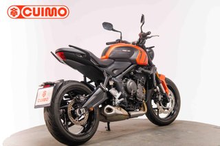 TRIUMPH TRIDENT 660