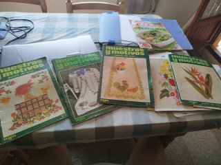 REGALO revistas punto  de cruz