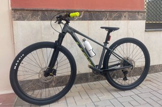 Scott Scale 940 Bicicleta Casi Nueva