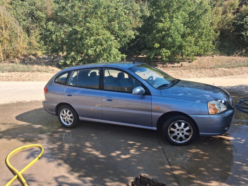 KIA Rio 2003 - foto 1