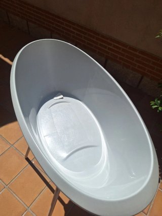 Bañera Luma gris y blanca