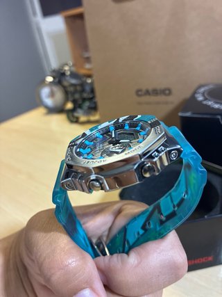 Reloj Casio G-SHOCK Plata y Turquesa