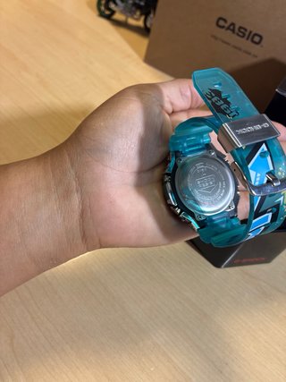 Reloj Casio G-SHOCK Plata y Turquesa