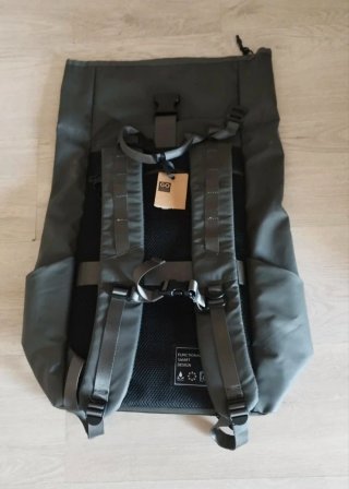 Mochila gris/verde de hombre