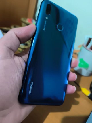Huawei P smart 2019 azul reseteado y libre