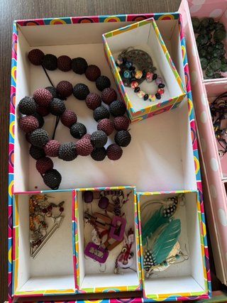 GRATIS Lote collares y pulseras multicolor