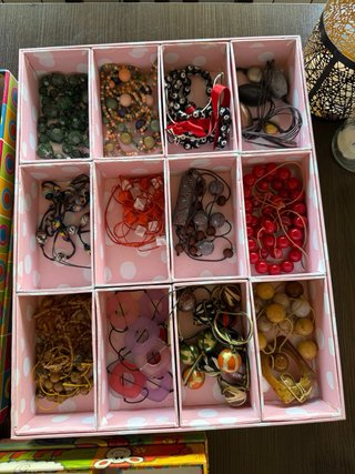 GRATIS Lote collares y pulseras multicolor