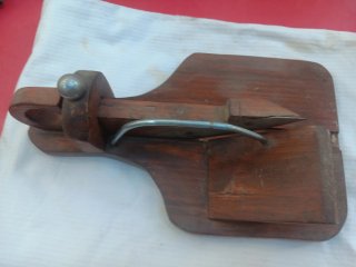 Cortador de embutidos manual madera