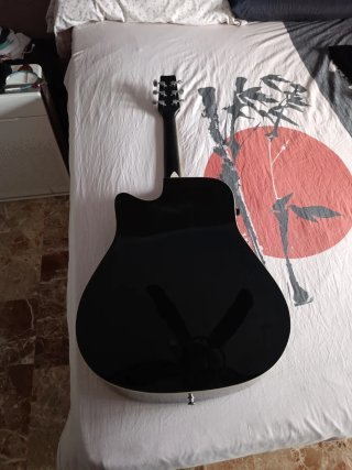 Guitarra electroacústica Strong