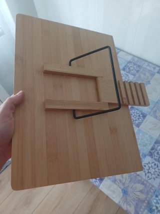 Atril de madera para libros