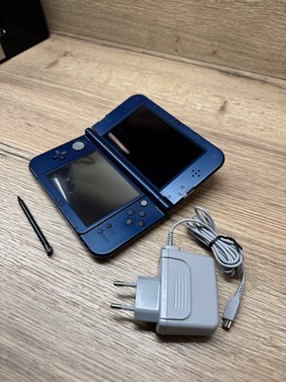 Nuovo Nintendo 3DS XL blu metallizzato