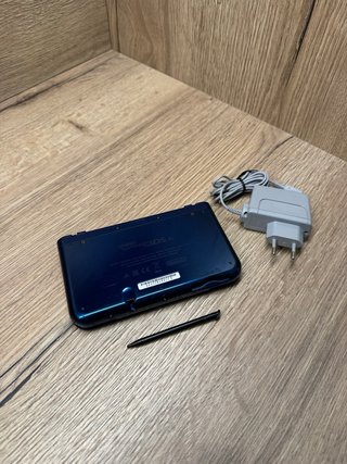 Nuovo Nintendo 3DS XL blu metallizzato
