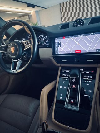 Porsche Cayenne 2020