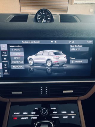 Porsche Cayenne 2020