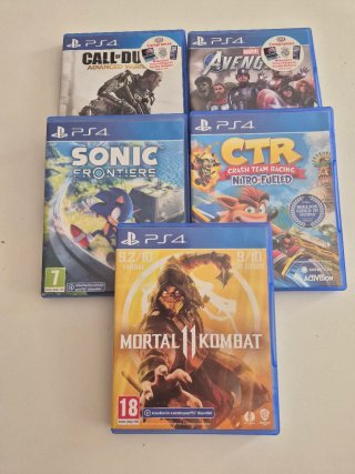 PS4 Slim 500GB + Mando + 5 Juegos + Soporte