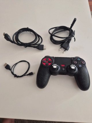 PS4 Slim 500GB + Mando + 5 Juegos + Soporte