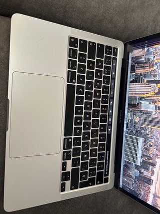 MacBook Pro 13 M2 2022