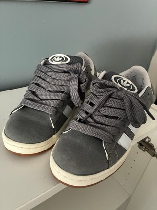 Adidas Campus 00 Gris y Blancas