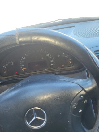 Mercedes-Benz Clase C 2003