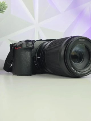 Cámara Nikon Z30 + Objetivo Nikkor Z DX 50-250mm