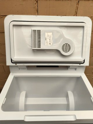 Nevera Eléctrica IGLOO 42L 12V/230V