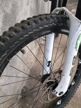 Mondraker Plunder R  Bicicleta Descenso