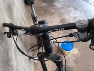 Mondraker Plunder R  Bicicleta Descenso