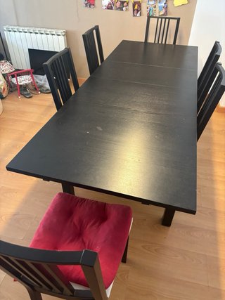 Mesa extensible IKEA y 6 sillas
