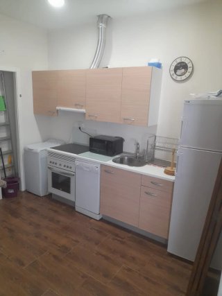 Apartamento amueblado calle Alcalá.
