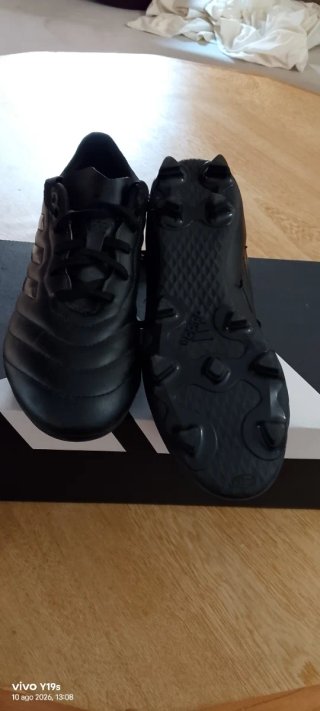Botas de fútbol Adidas Negras