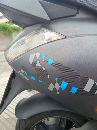 Piaggio Zip SP H2O catalyzed. Scooter 49cc  2001